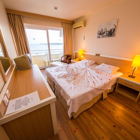 Tuntas Beach Hotel Altinkum Дидим Экстерьер фото